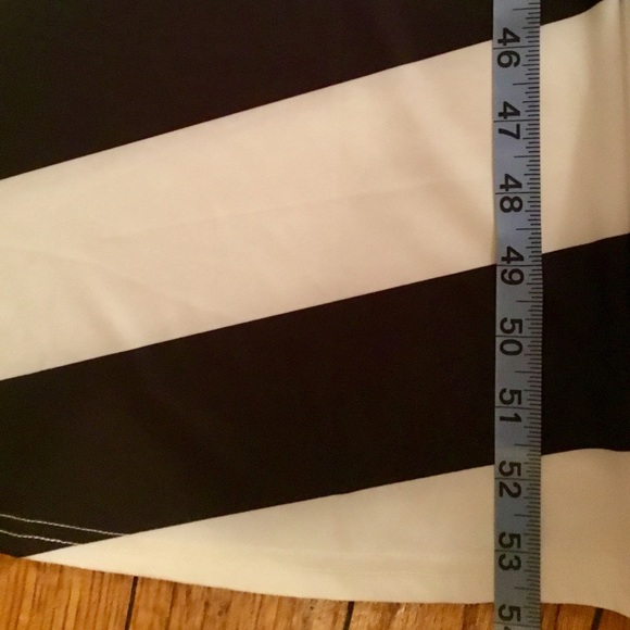 Long Fashion Dress - Picture 8 of 8